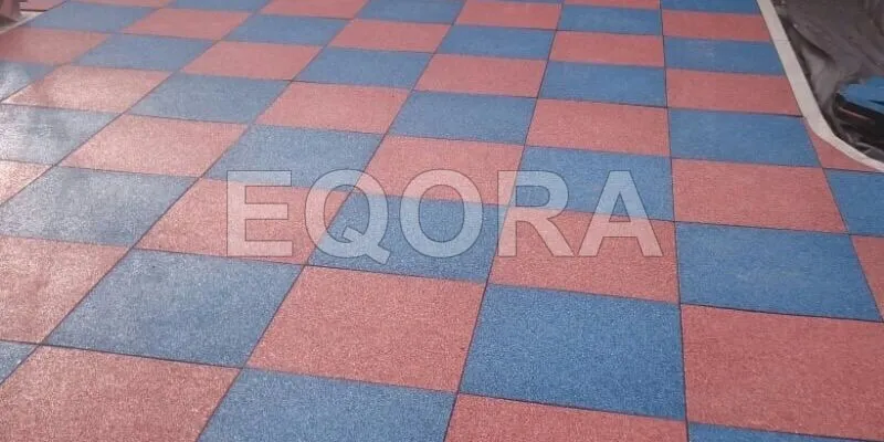 Резиновое покрытие из крошки для автосервисов в Агане