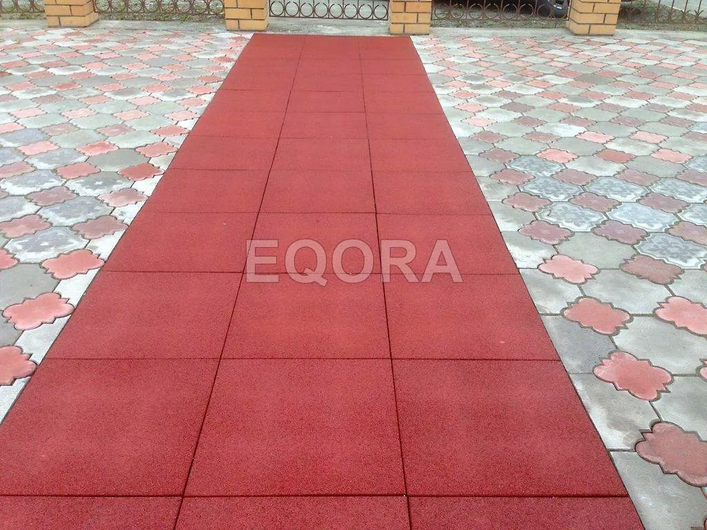 Резиновое покрытие для двора частного дома из резиновой крошки в Агане